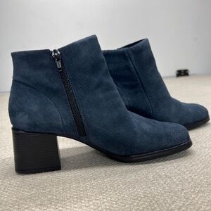 White Mountain Ankle Boots Women 7.5 Blue Suede Leather Block‎ Heel Zip Closure